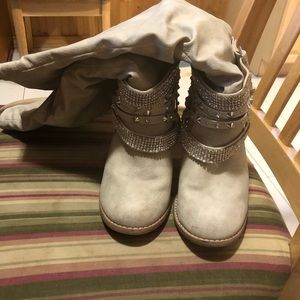 Women’s Tall Tan boots